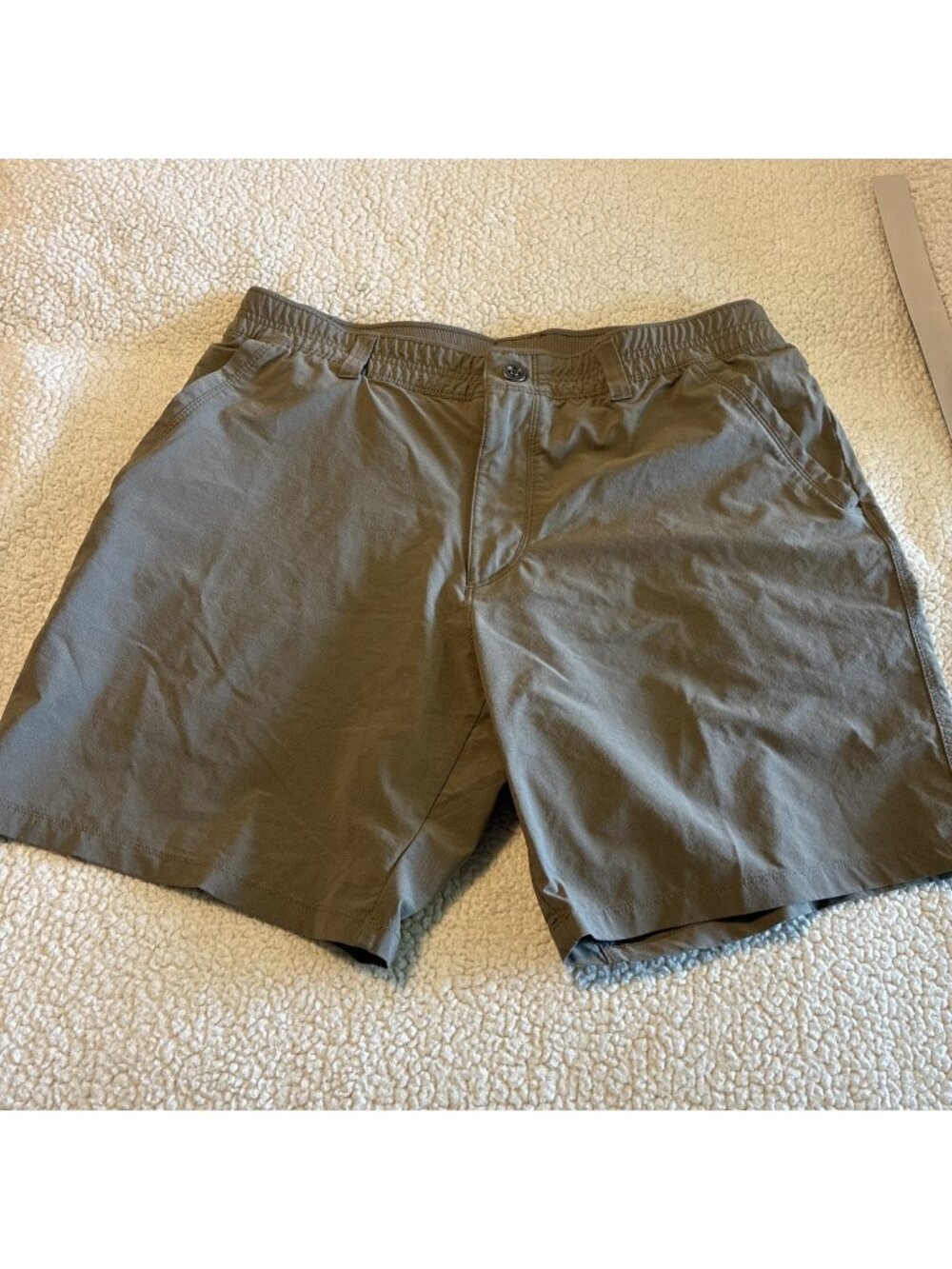 Kuhl Shorts Mens 36 Gray Lightweight Stretch 11 Inseam Hiking Walking Quick Dry